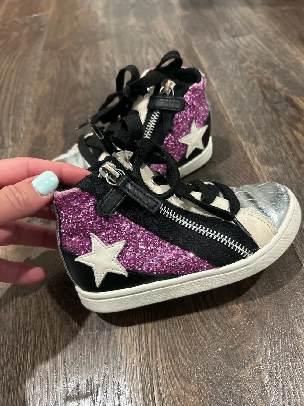 Nina Kids Glitter High-Top Zipper Sneakers- size Toddler 9